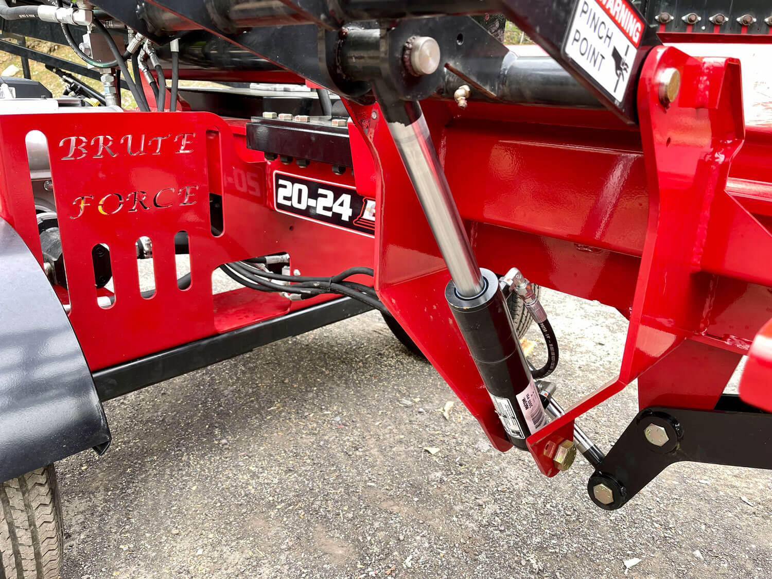 Brute Force Commercial Series 1324 or 2024 Wood Splitter Shaver